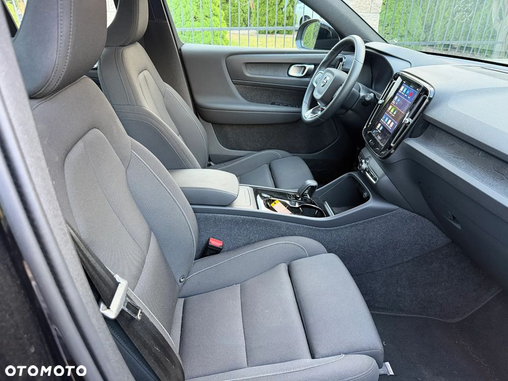 Volvo XC 40 Recharge 69 kWh Single Motor RWD Core - 12