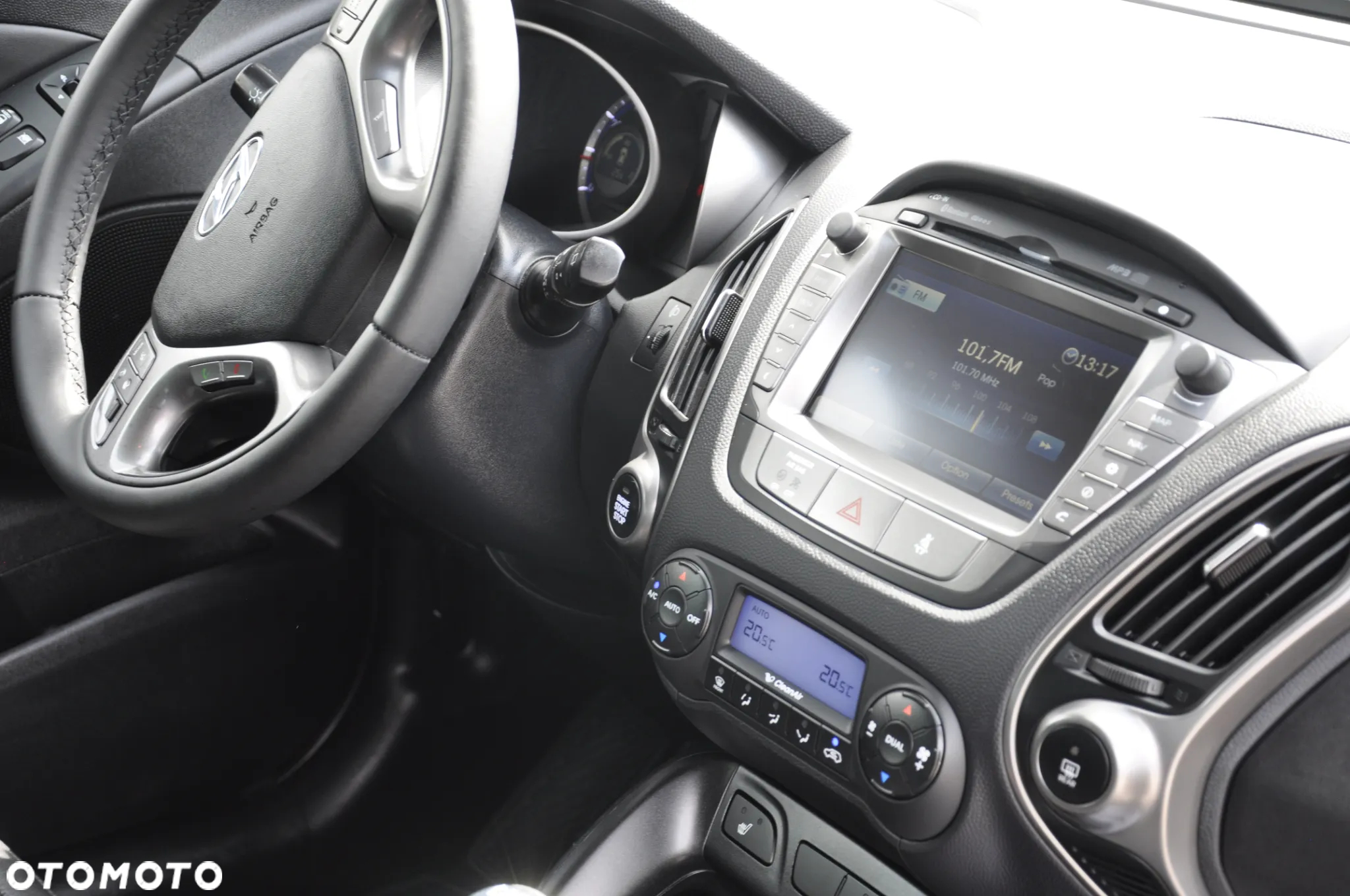 Hyundai ix35 1.6 GDI Premium 2WD - 24
