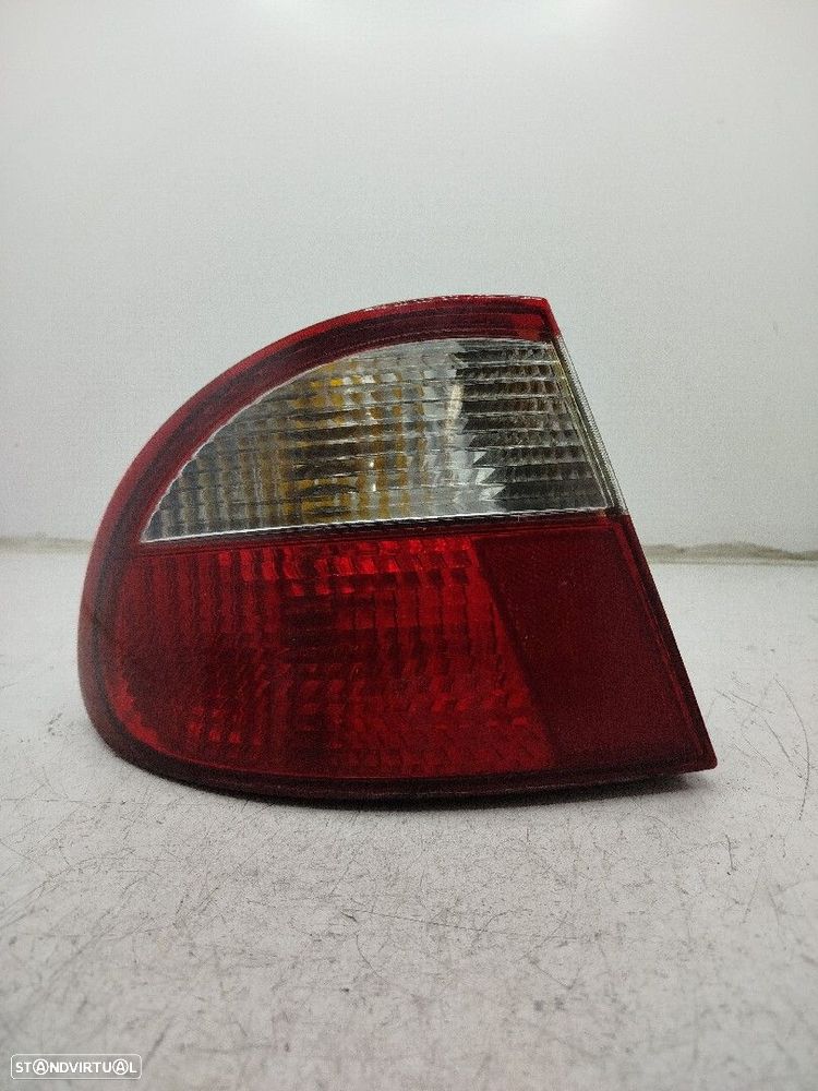 Farolim Stop Esq Daewoo Lanos (Klat) - 1