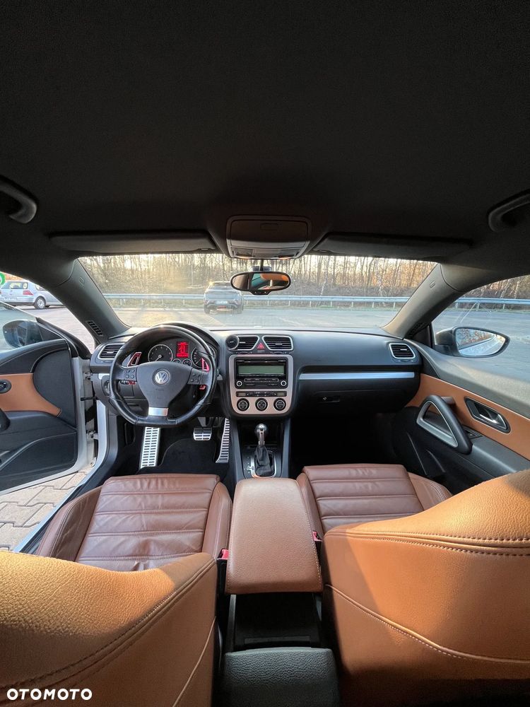 Volkswagen Scirocco - 8