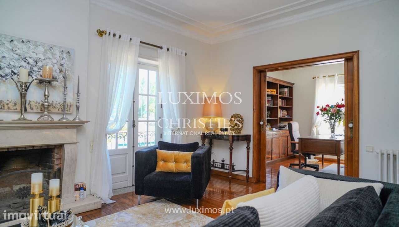 Moradia V5 com jardim e piscina, para venda, em Vila Nova de Famalicã - Grande imagem: 4/25