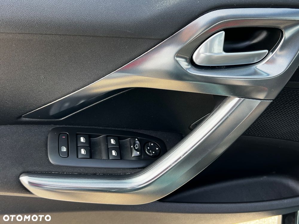 Peugeot 2008 82 VTI Allure - 6