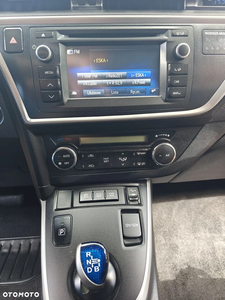 Toyota Auris - 30