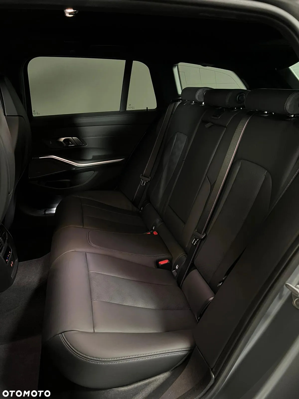 BMW M3 Competition xDrive sport - 34