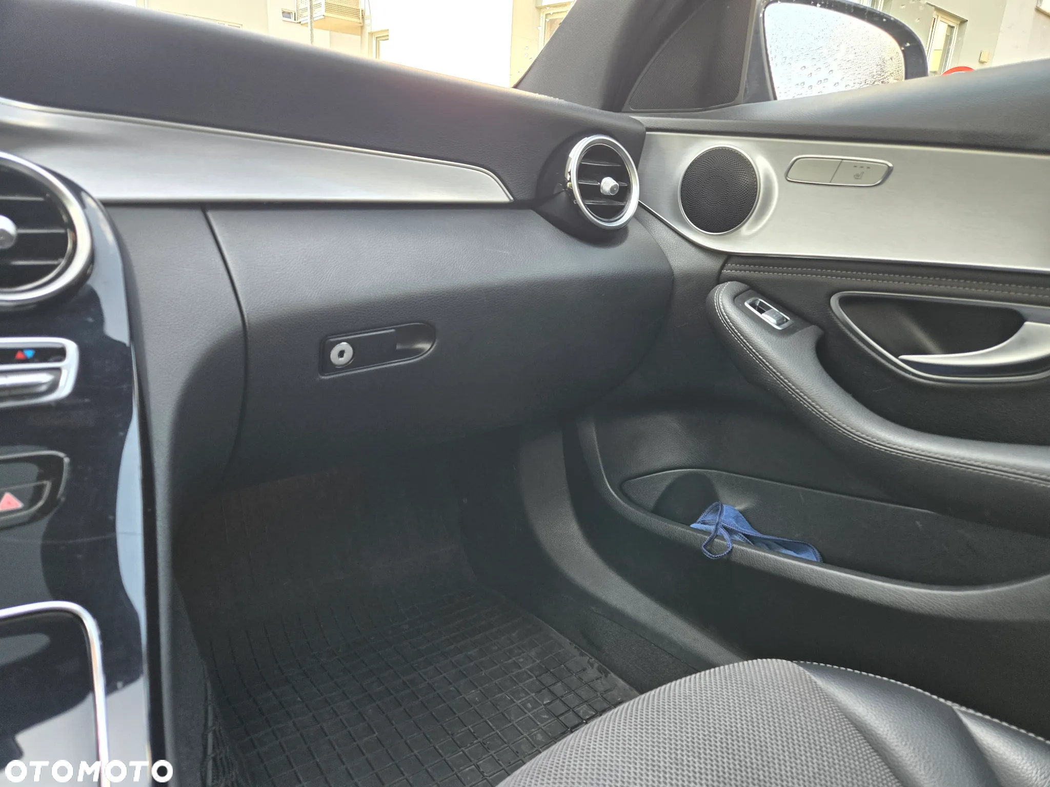 Mercedes-Benz Klasa C 220 (BlueTEC) d T 7G-TRONIC AMG Line - 16