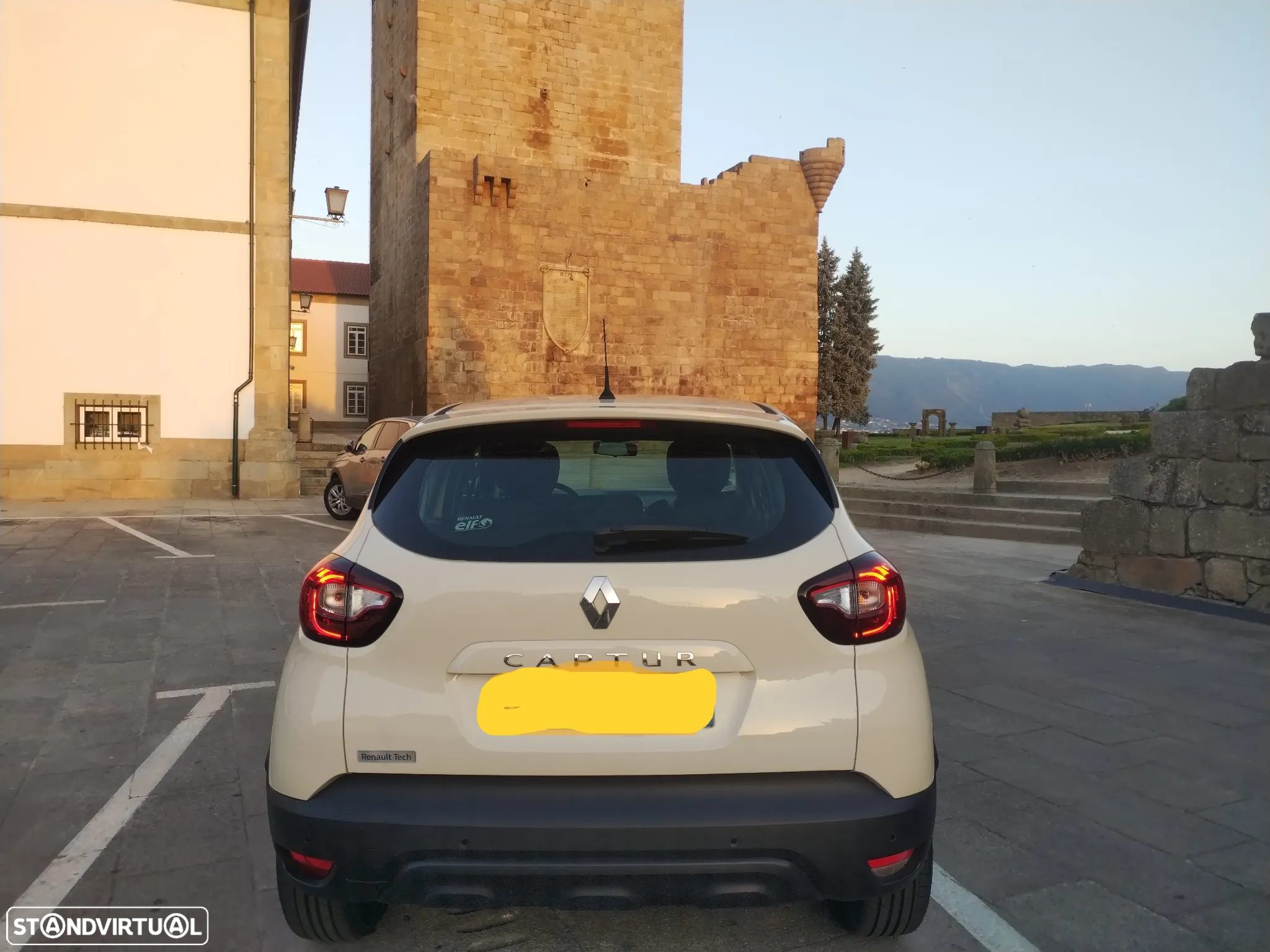 Renault Captur 0.9 TCE Exclusive - 6