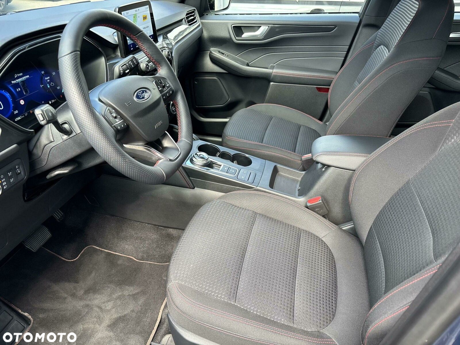 Ford Kuga - 14