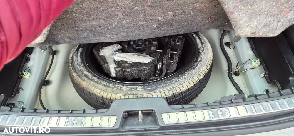 Volvo XC 90 D5 AWD Geartonic First Edition - 12