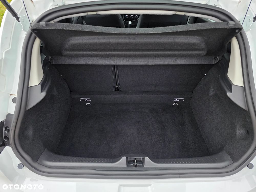 Renault Clio 1.2 16V 75 Limited - 18