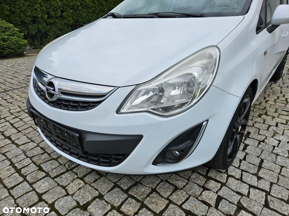 Opel Corsa 1.4 16V Color Edition - 40