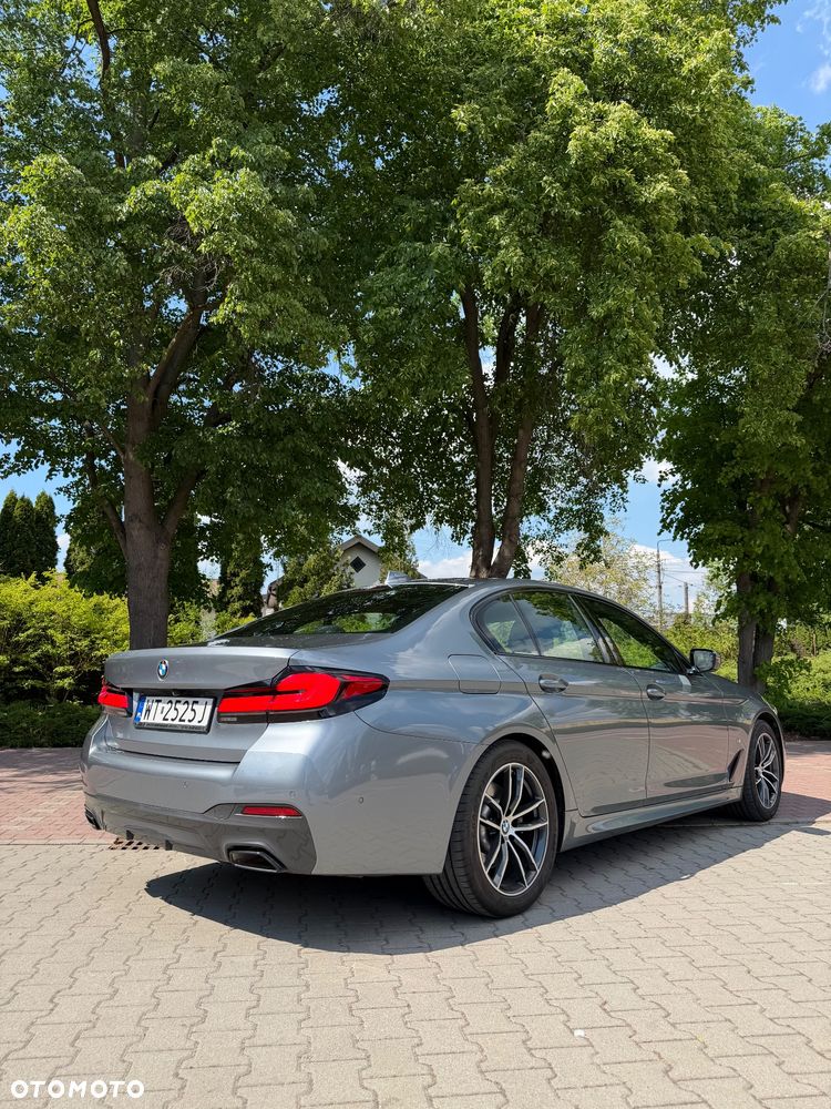 BMW Seria 5 520d xDrive mHEV M Sport sport - 9