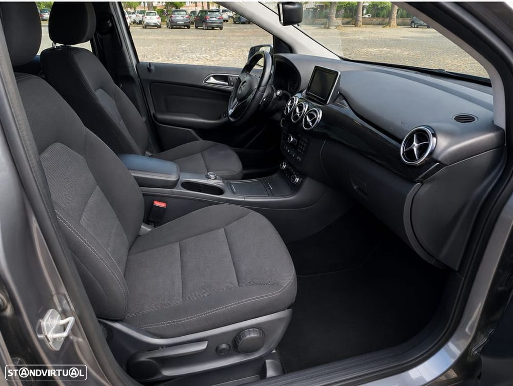 Mercedes-Benz B 180 BlueEFFICIENCY Aut. - 10