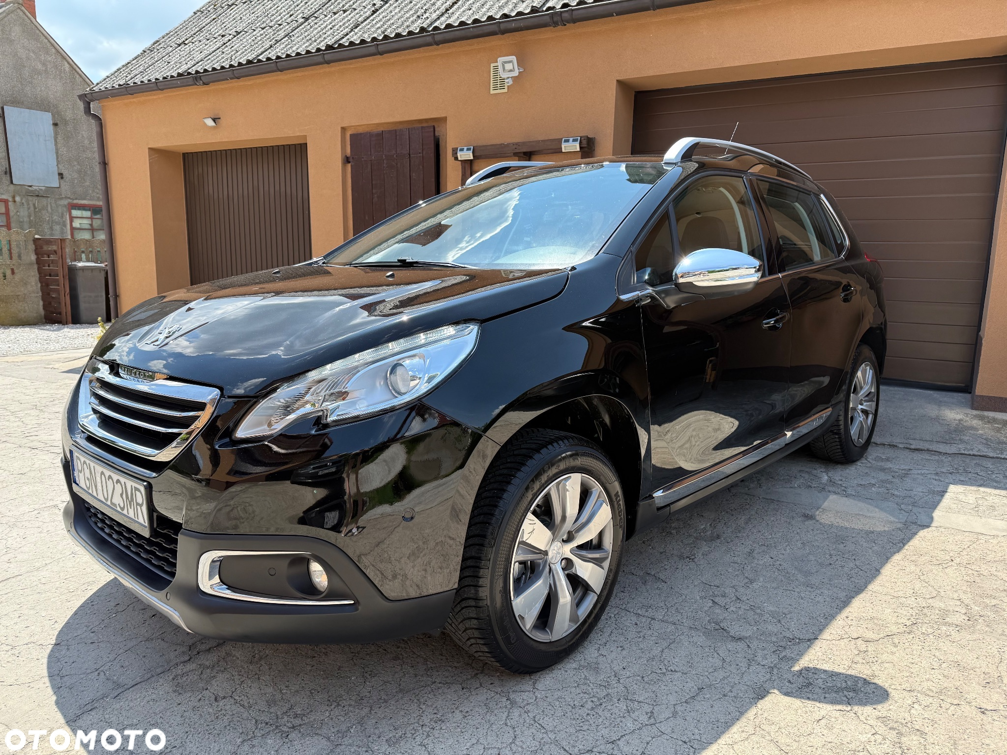 Peugeot 2008 1.2 Pure Tech Allure S&S - 3