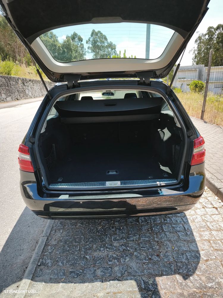 Mercedes-Benz E 220 CDI DPF BlueEFFICIENCY - 8