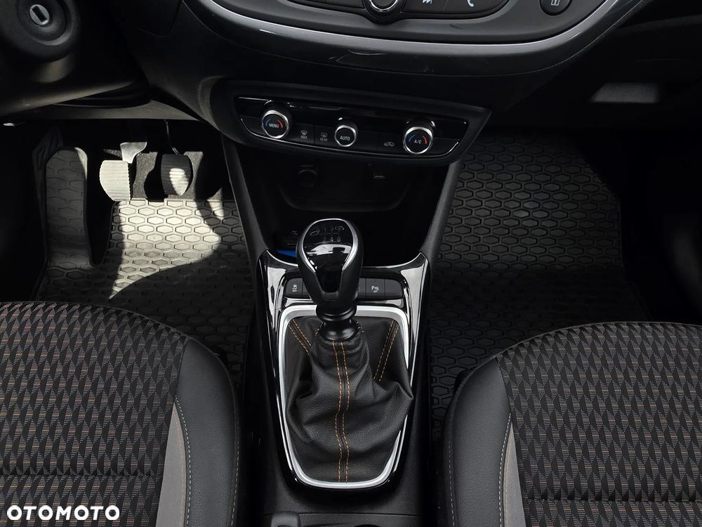 Opel Crossland X - 14