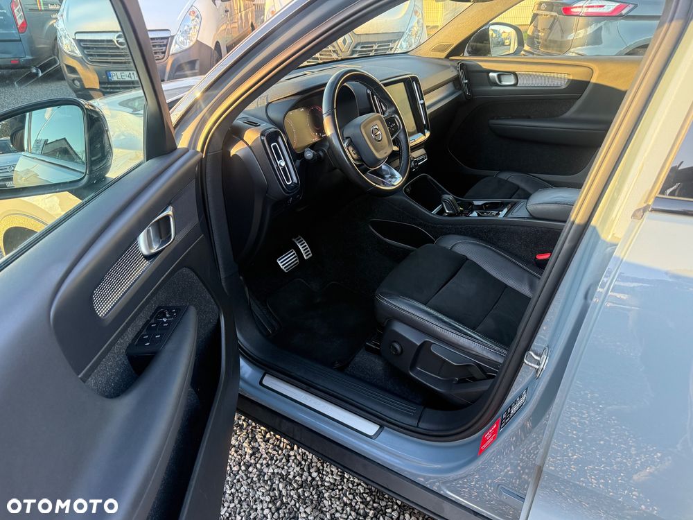 Volvo XC 40 D4 AWD Geartronic R-Design - 12