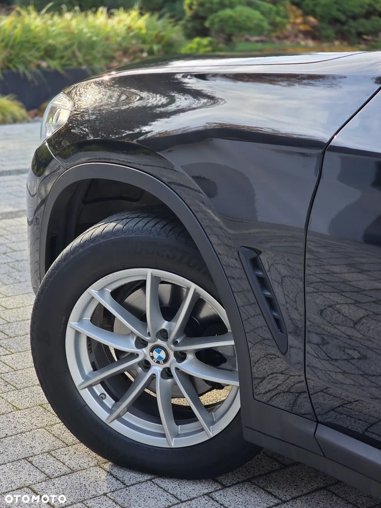BMW X4 xDrive20d Business Edition sport - 37