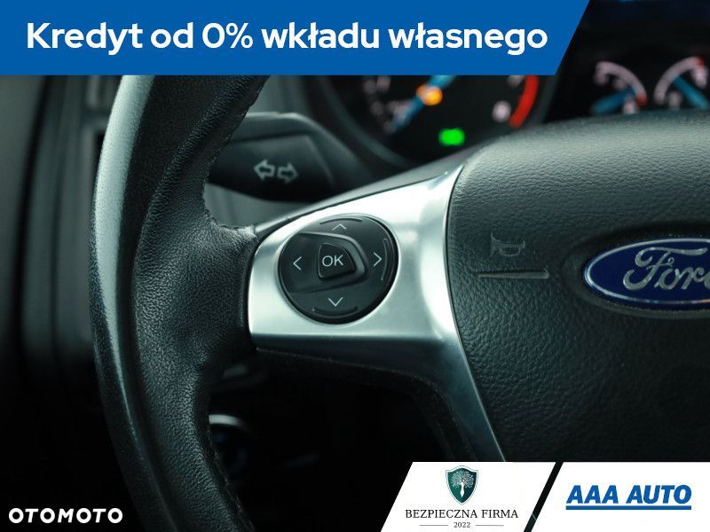 Ford Focus SW - 14
