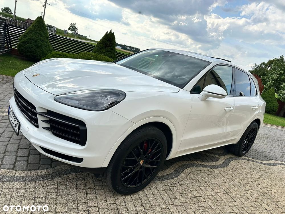 Porsche Cayenne - 3