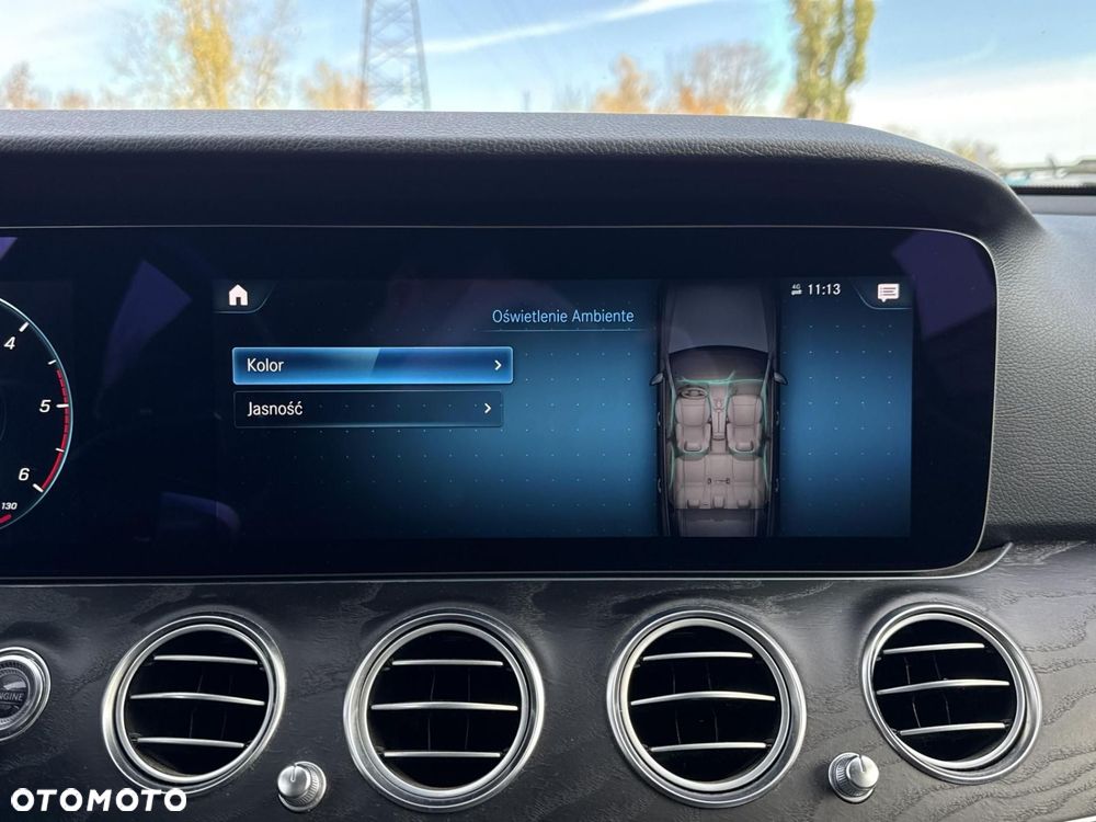 Mercedes-Benz Klasa E - 27