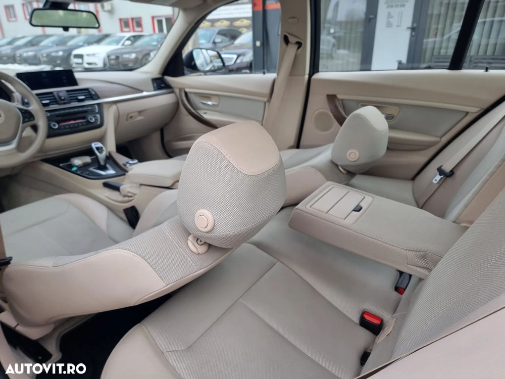 BMW Seria 3 320d Aut. Modern Line - 16