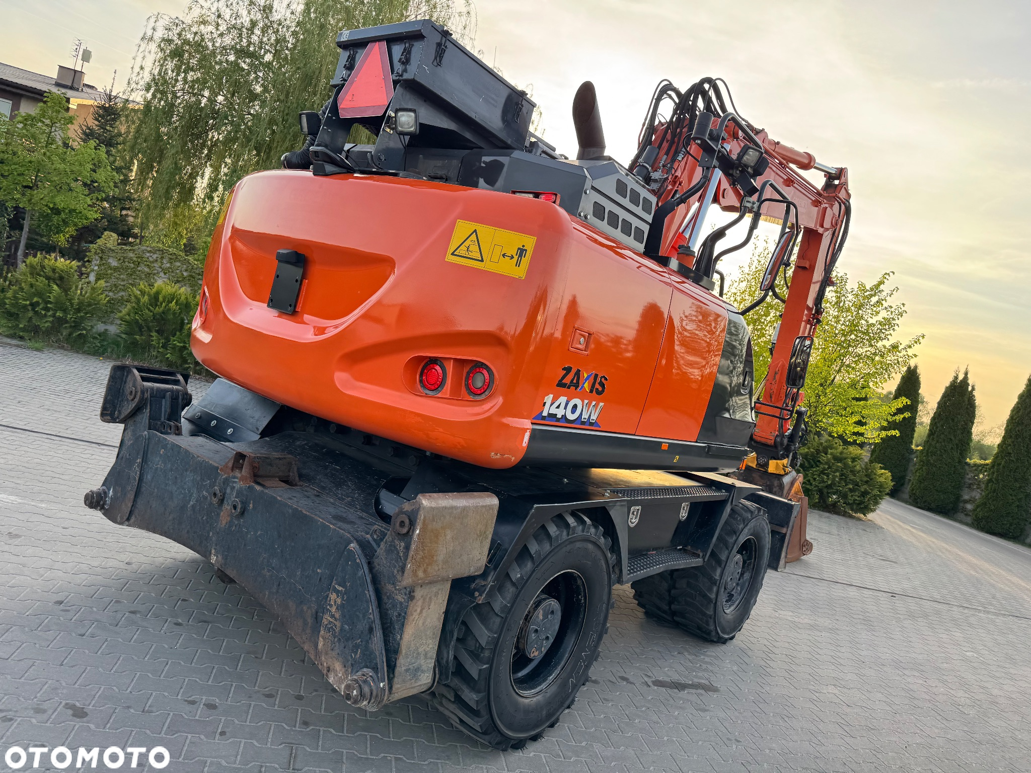 Hitachi ZX140W-6 / ZX 140 W - 14