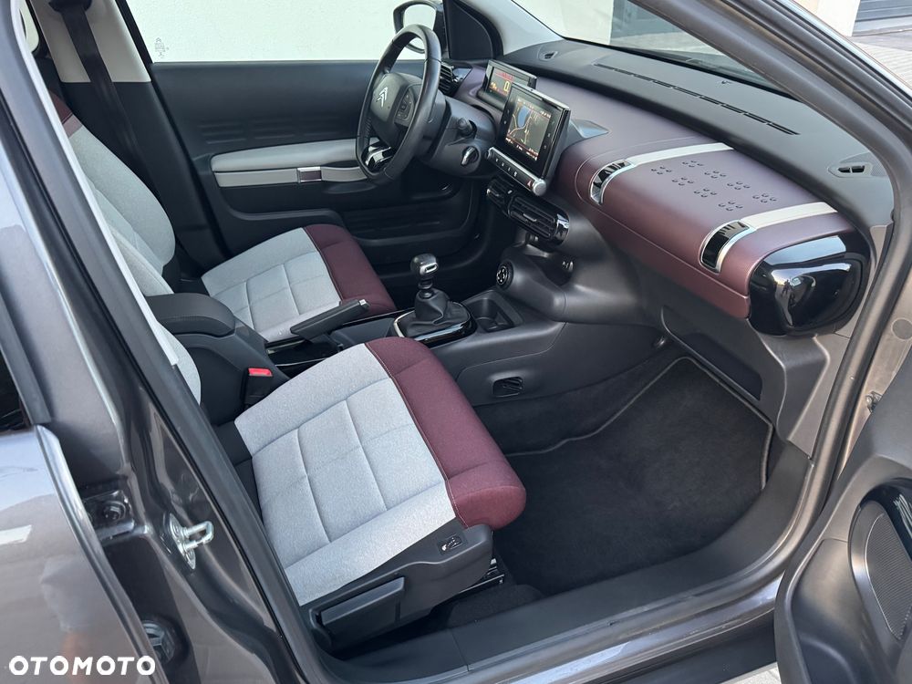 Citroën C4 Cactus 1.2 PureTech Shine S&S - 34