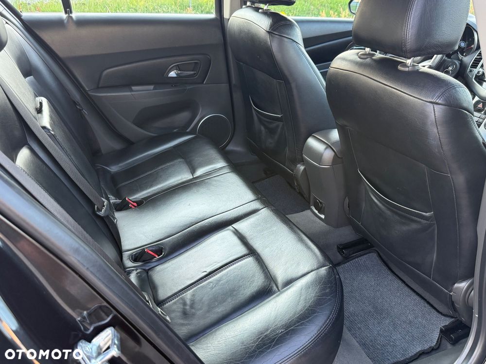 Chevrolet Cruze 1.8 LS MY11 - 25
