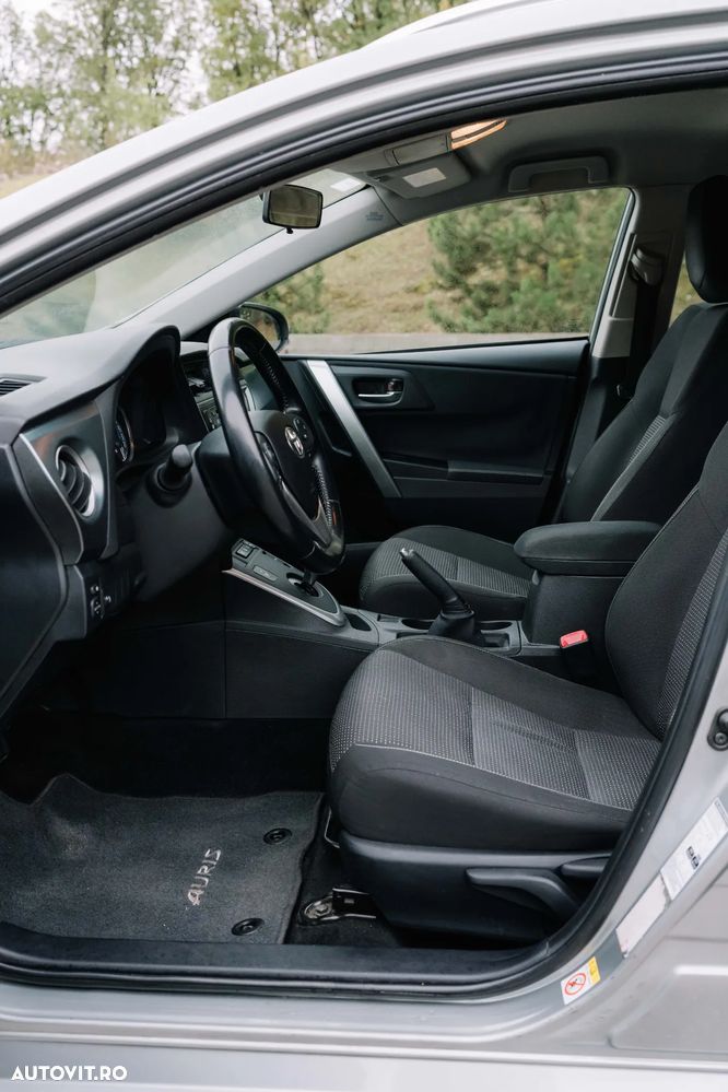 Toyota Auris - 6