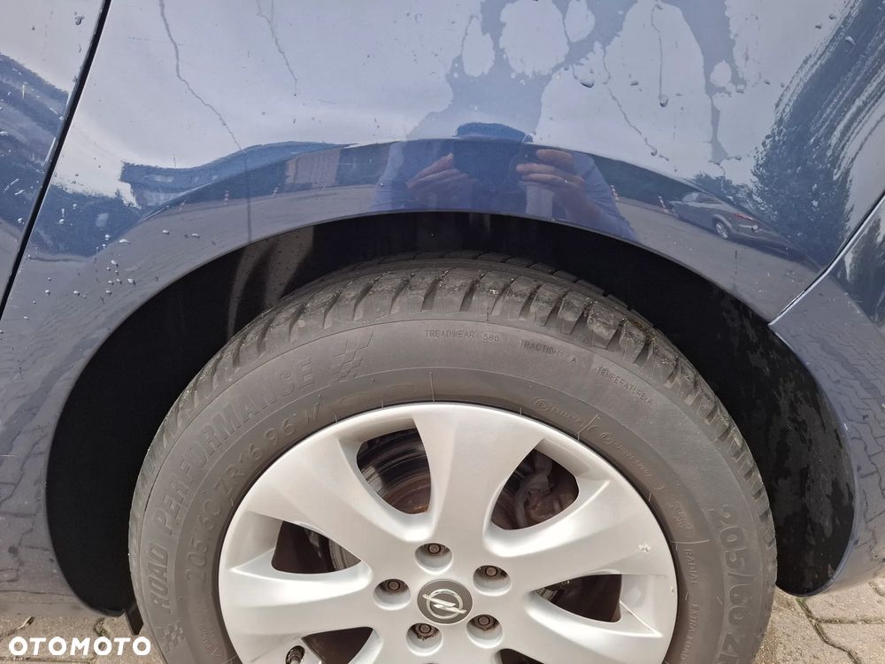 Opel Astra IV 1.6 Active - 34