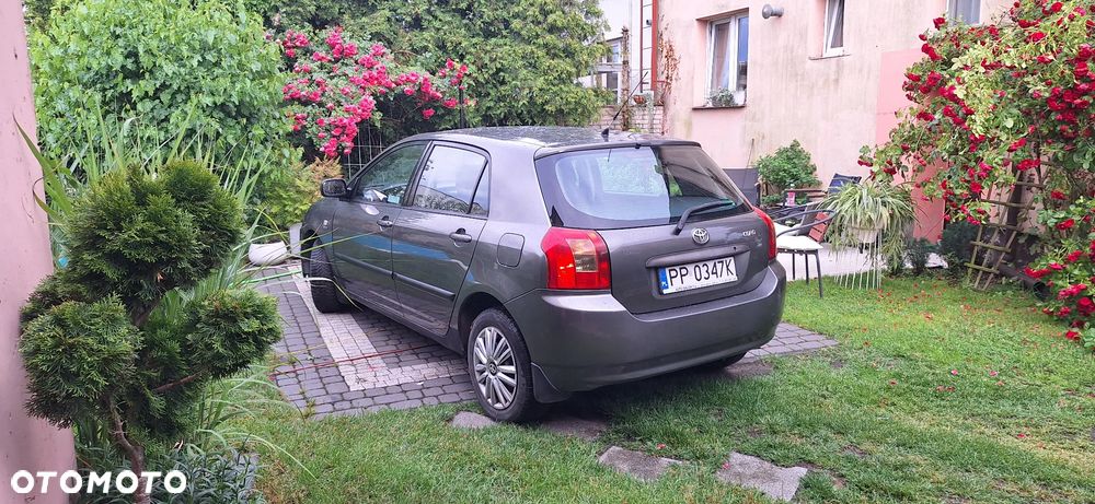 Toyota Corolla 1.4 VVT-i Base - 2