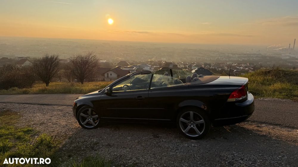 Volvo C70 2.0D Momentum - 16