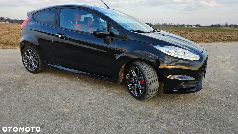 Ford Fiesta 1.6 EcoBoost ST - 5