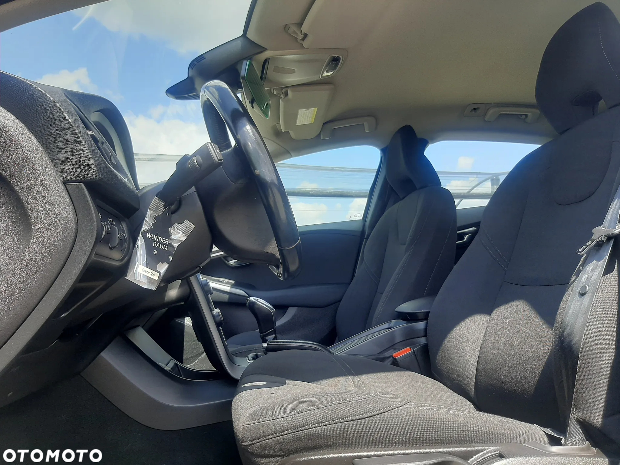Volvo V40 D2 Momentum - 17