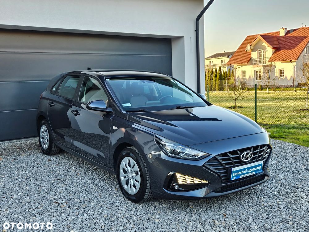 Hyundai i30 1.5 DPI Classic + - 36
