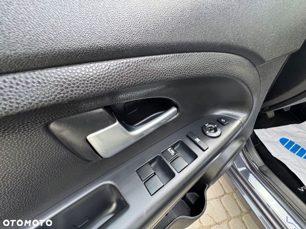 Kia Venga - 22
