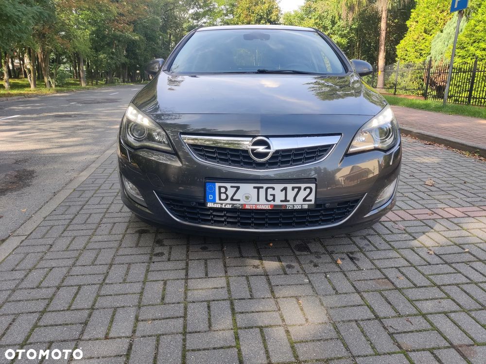Opel Astra 1.4 Turbo Automatik Cosmo - 3