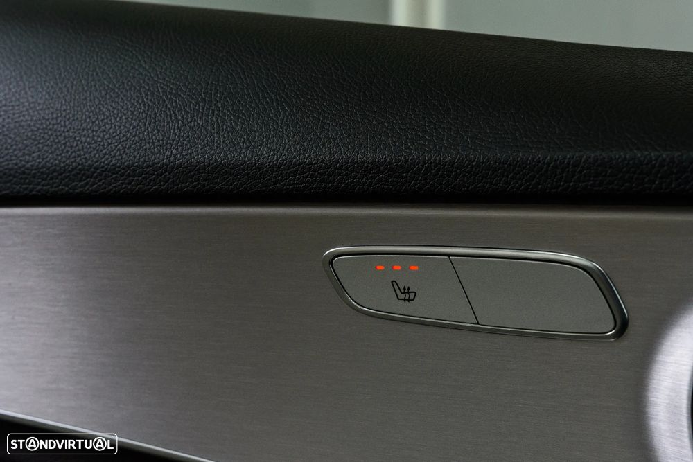 Mercedes-Benz C 300 - 32