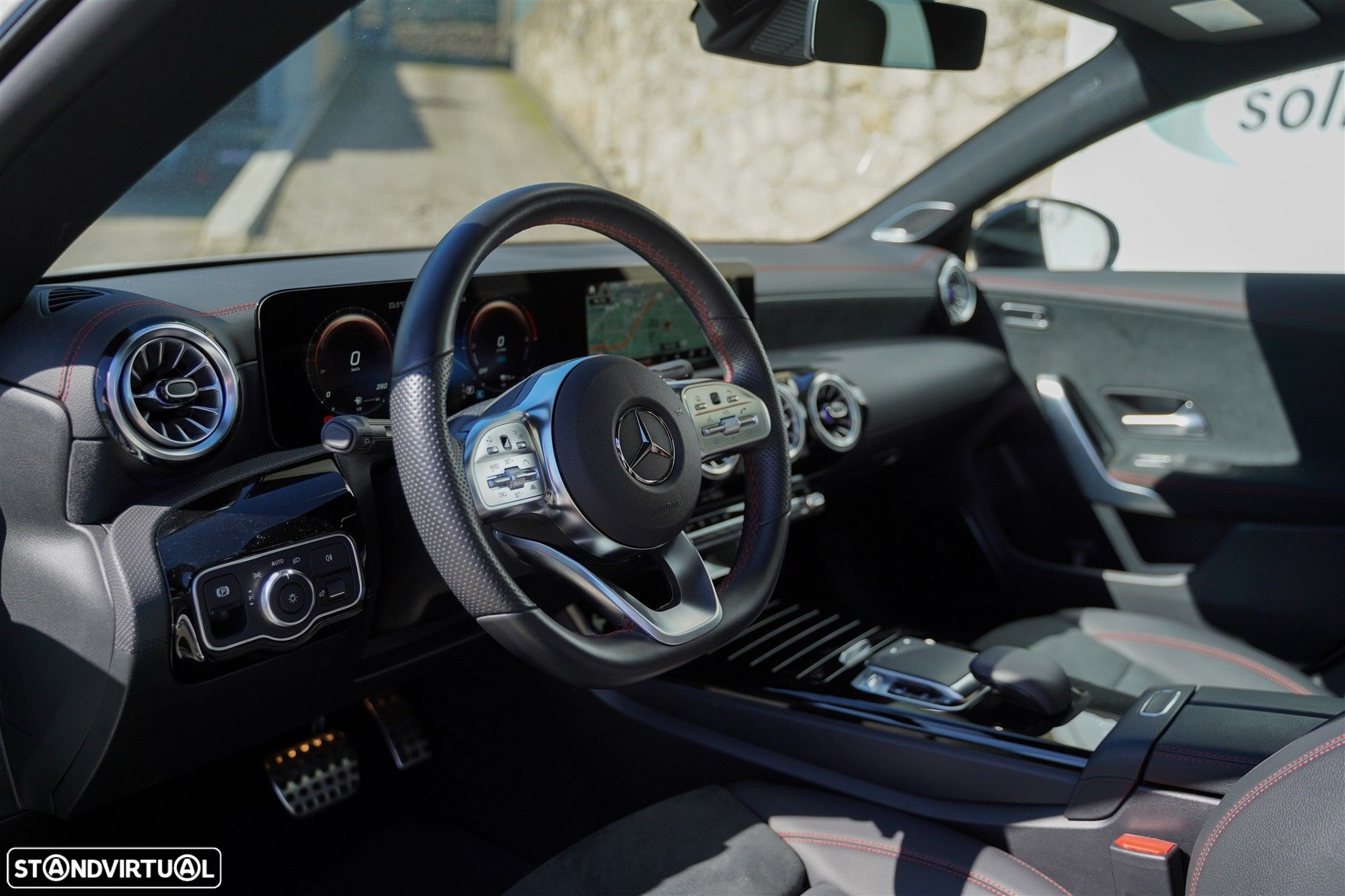 Mercedes-Benz CLA 250 e AMG Line - 36