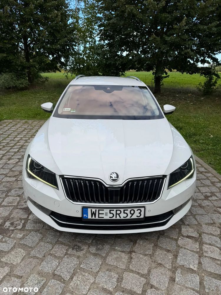 Skoda Superb 2.0 TDI Ambition DSG - 1