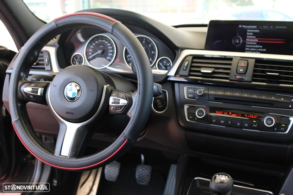 BMW 318 d Pack M - 16