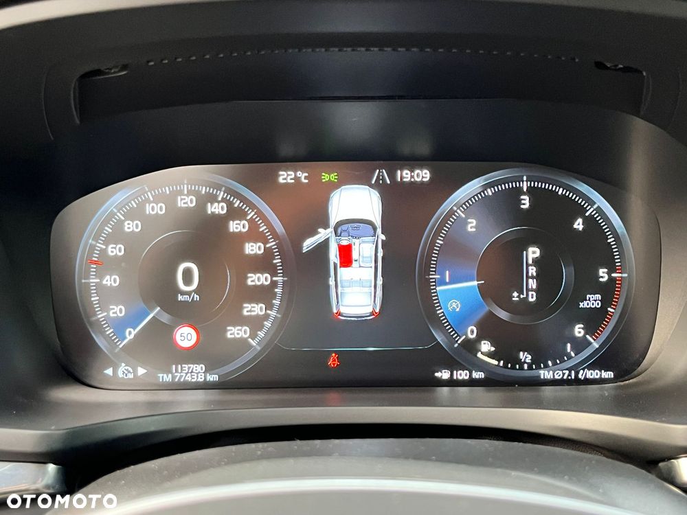 Volvo V60 D4 Momentum Pro - 28