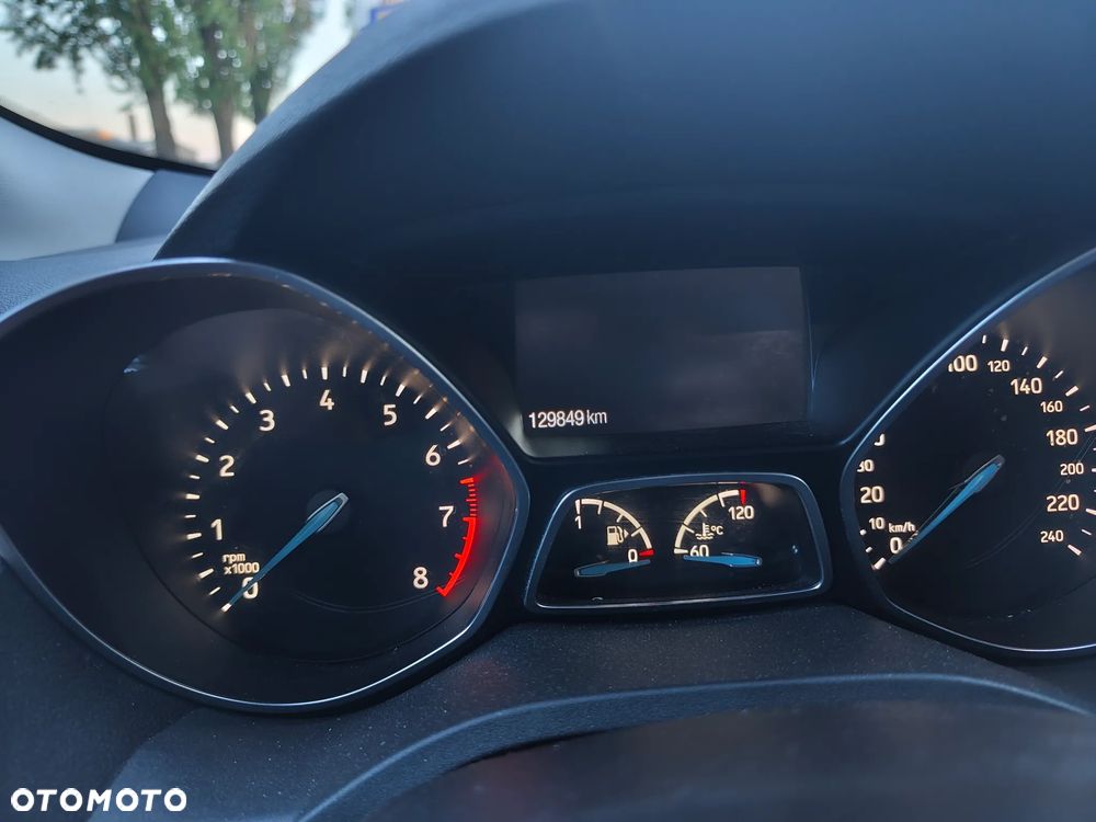 Ford Kuga 1.5 EcoBoost FWD Edition ASS GPF - 6