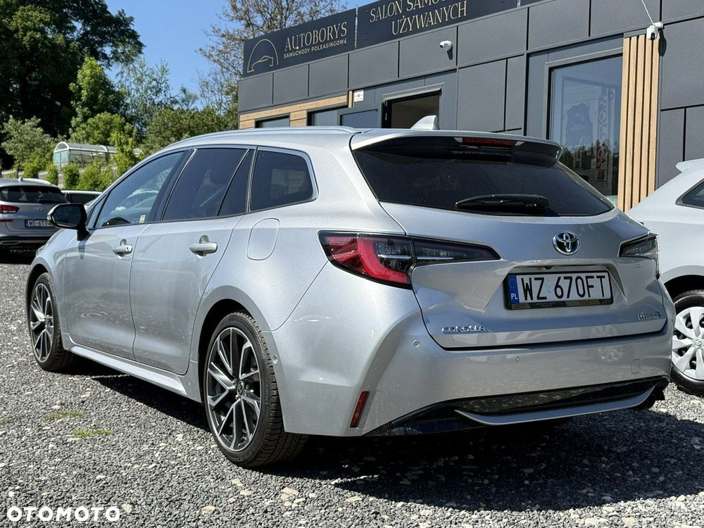 Toyota Corolla - 5