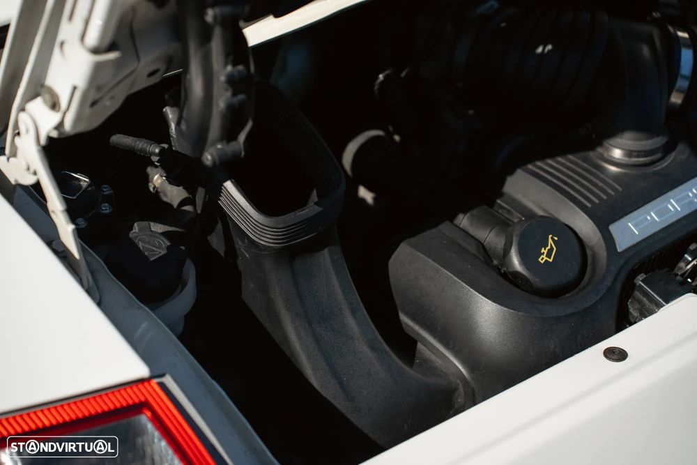 Porsche 911 (997) Carrera 4 S Cabriolet - 30