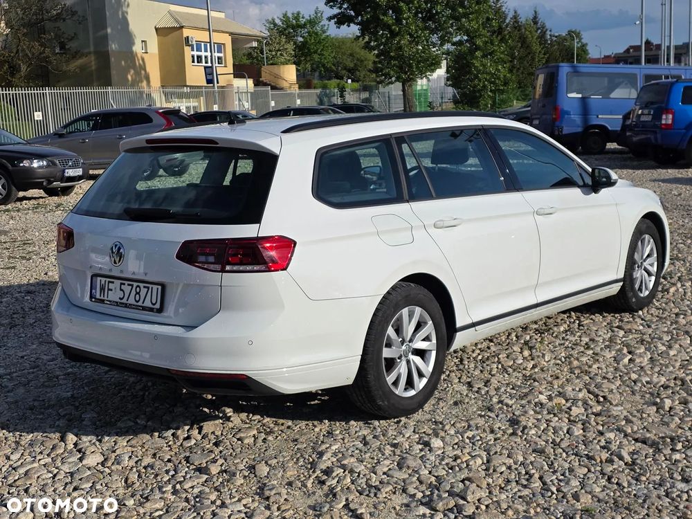 Volkswagen Passat 1.5 TSI EVO Essence DSG - 9