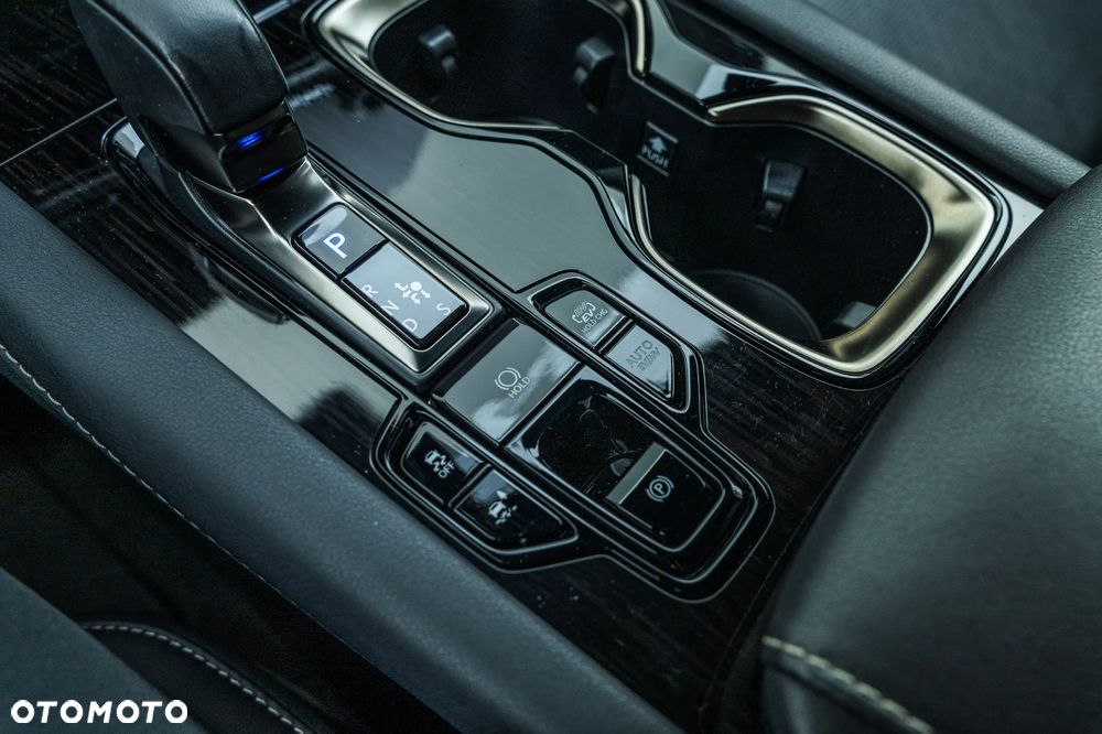 Lexus RX 450h+ Prestige - 27