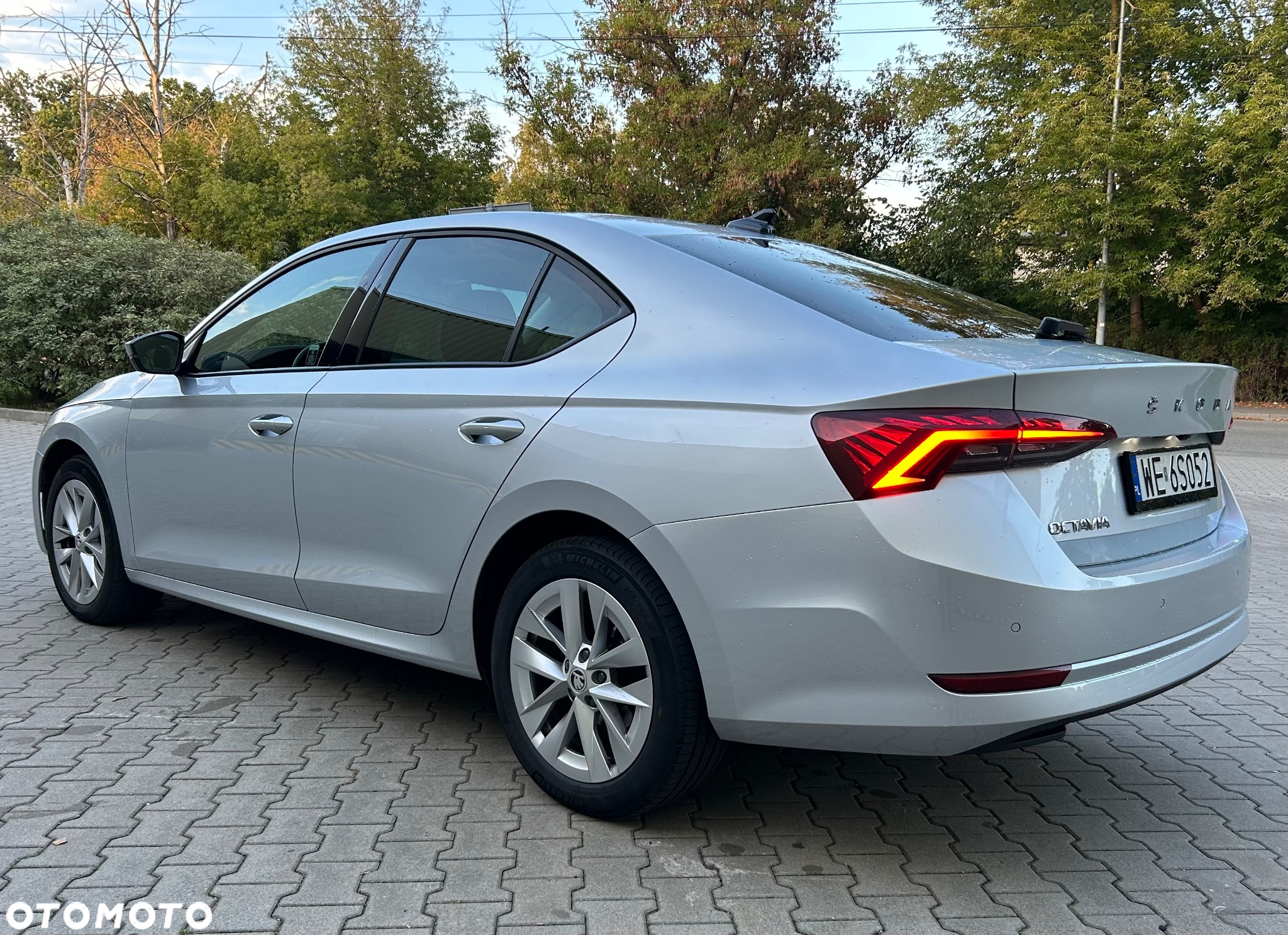 Skoda Octavia 2.0 TDI Ambition DSG - 5