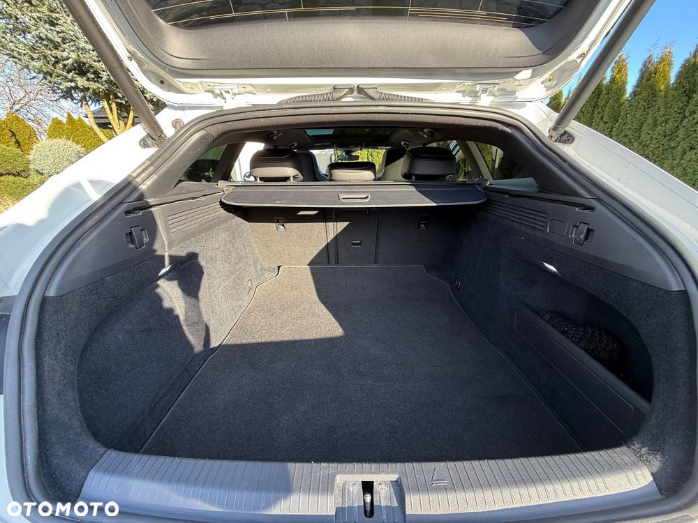 Volkswagen Arteon Shooting Brake 2.0 TDI 4Motion R-Line DSG - 15