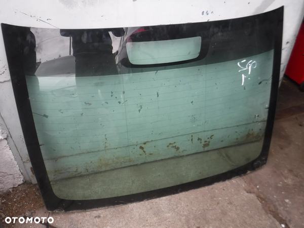 Volvo S60 II szyba tyl